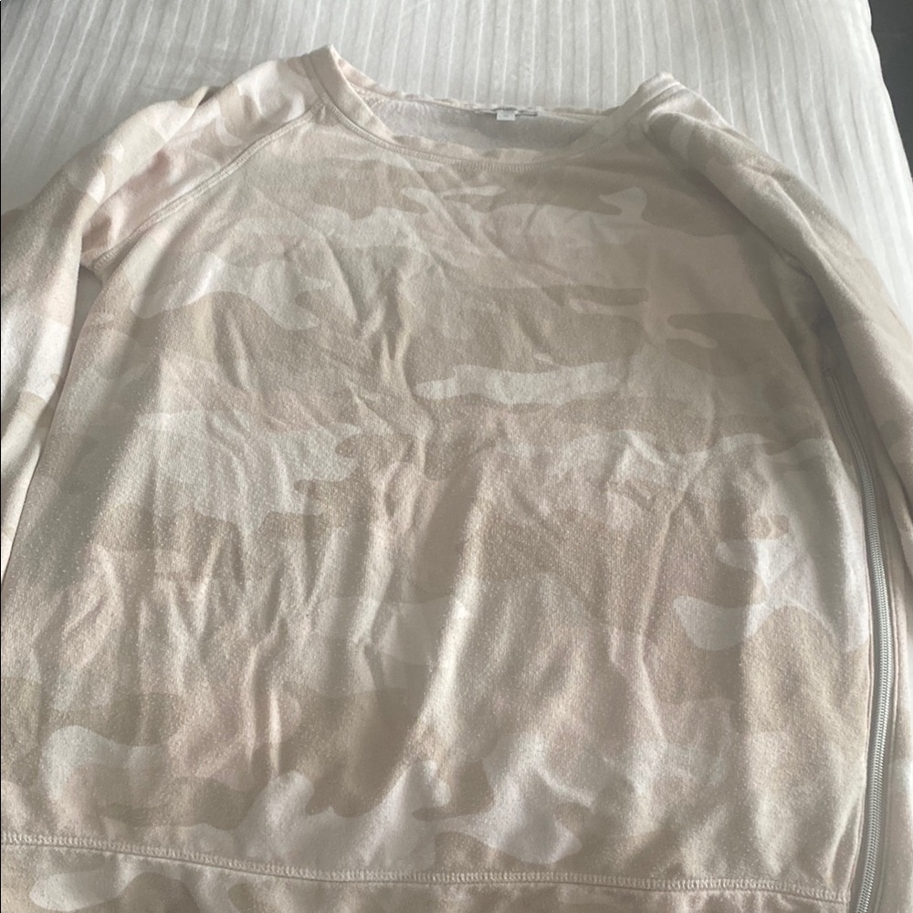 Stella & Dot Cream Camo Sweatshirt